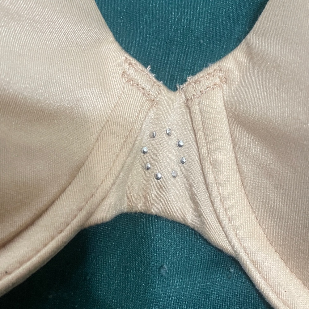 🖤Inspirations Rhinestone Strapless Bra🖤 - Picture 2 of 6